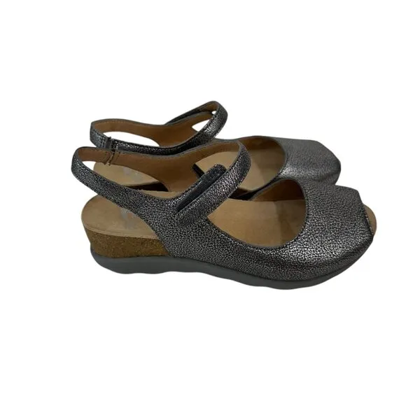 Dansko Women Peep Toe Slingback Sandals Metallic Leather Size 37 Comfort Wedge