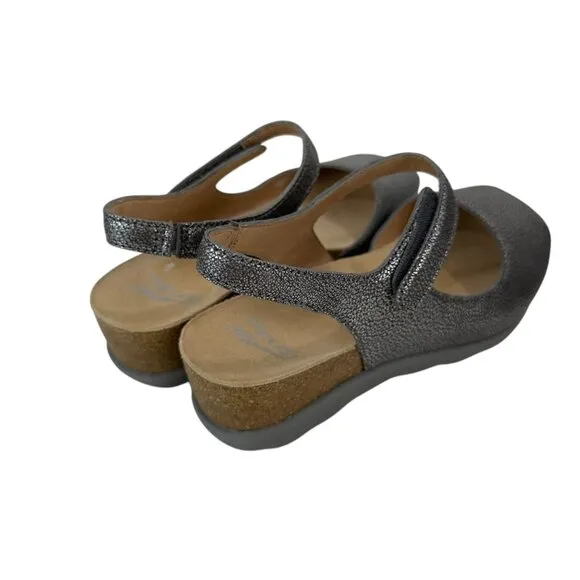 Dansko Women Peep Toe Slingback Sandals Metallic Leather Size 37 Comfort Wedge