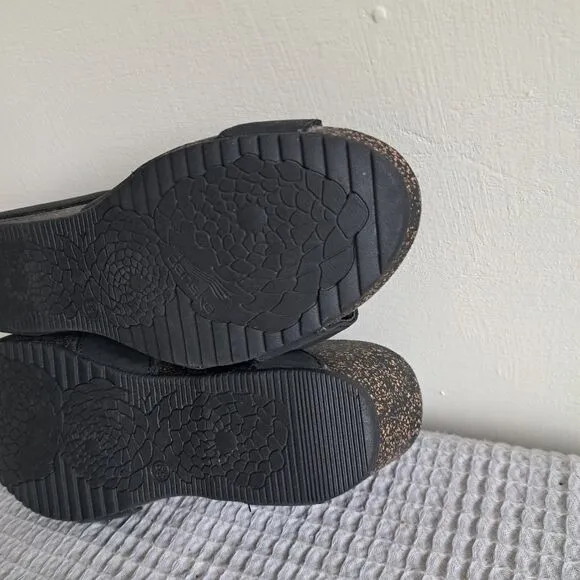 Dansko Womens 8.5 9 / EU 39 Susie Wedge Sandals Black Nubuck Slide Comfort Boho