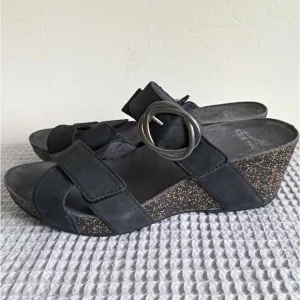 Dansko Womens 8.5 9 / EU 39 Susie Wedge Sandals Black Nubuck Slide Comfort Boho