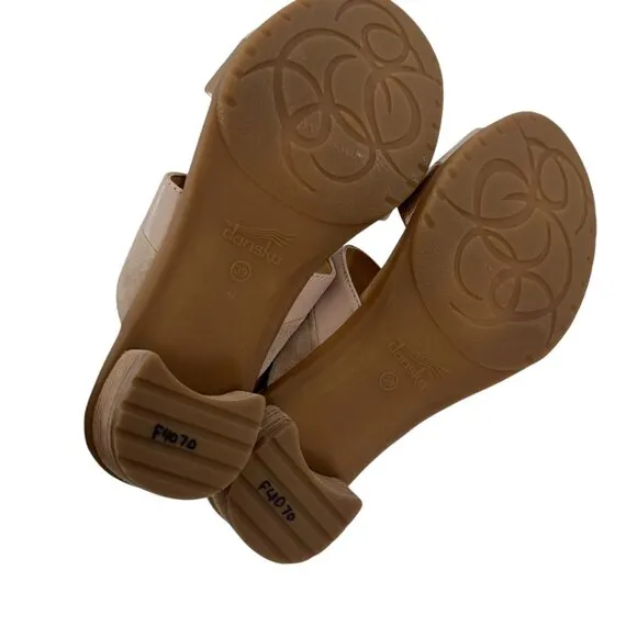 Dansko Womens Double Strap Sandals SZ 39 Gold/Beige Leather Open Toe Block Heel