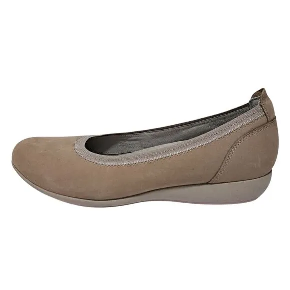 Dansko Women's Kristen Comfy Ballet Flats Slip-On Leather Suede Shoes Sz 40 Taup