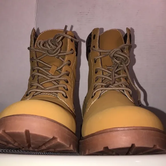 🆕DKNY Men’s Boots