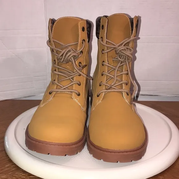 🆕DKNY Men’s Boots