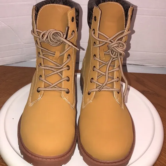 🆕DKNY Men’s Boots
