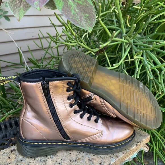 DOC MARTENS rose gold Metallic Lace Up Boots Size 3In excellent condition