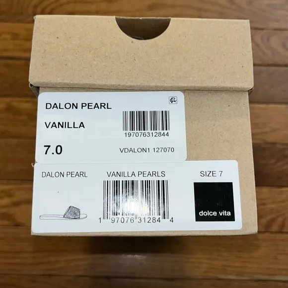 Dolce Vita Dalon Imitation Pearls Slide Sandals Vanilla Pearls Women's Size 7