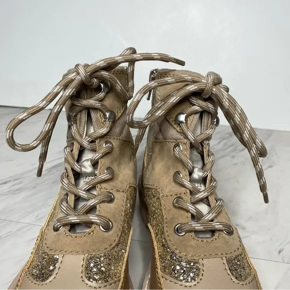Dolce Vita Lace Up Tan Hiker Boot 6 1/2