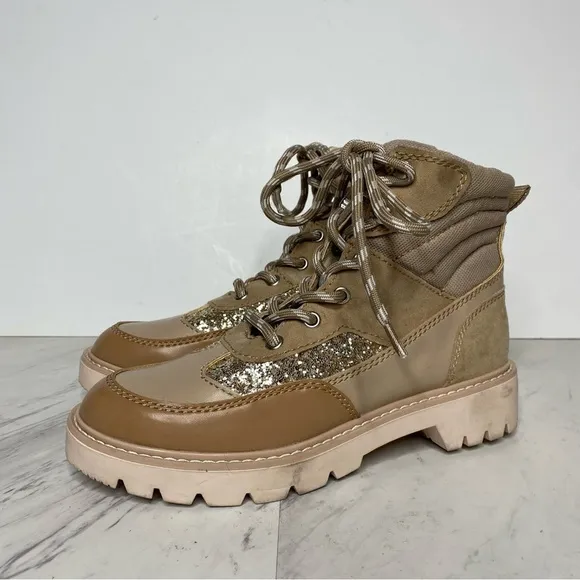 Dolce Vita Lace Up Tan Hiker Boot 6 1/2