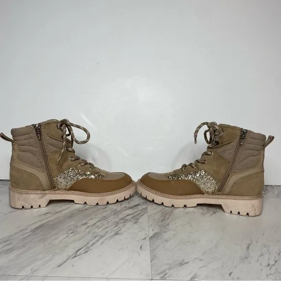 Dolce Vita Lace Up Tan Hiker Boot 6 1/2