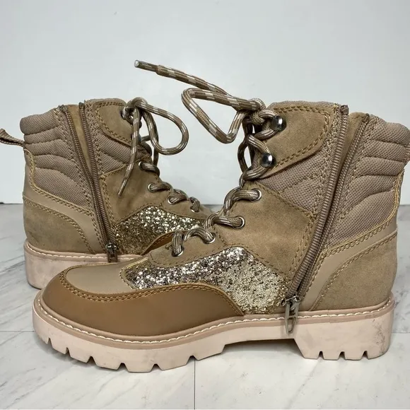 Dolce Vita Lace Up Tan Hiker Boot 6 1/2