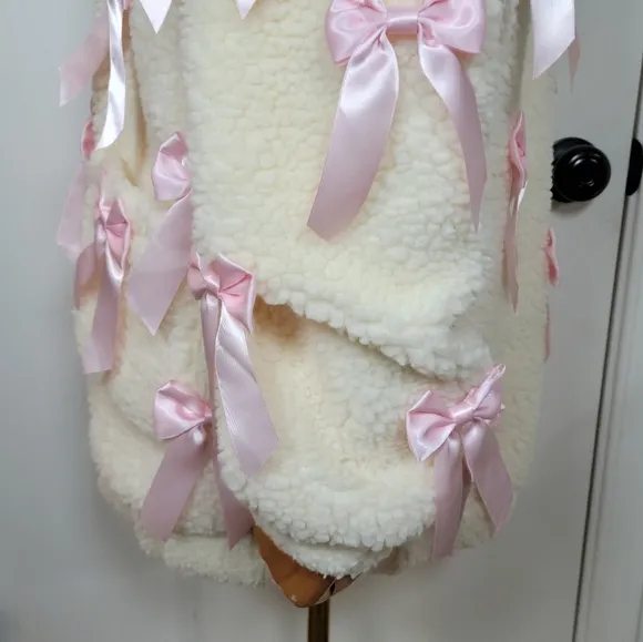 Dolls Kill Sugar Thrillz Pinky Promise Oversized Bow Sherpa Hoodie XXS Kawaii