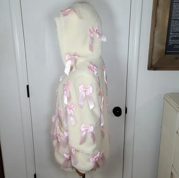 Dolls Kill Sugar Thrillz Pinky Promise Oversized Bow Sherpa Hoodie XXS Kawaii