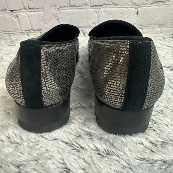 Donald J Pliner Carbon Elen Metallic Silver Leather Slip On Loafers Size 7M Work