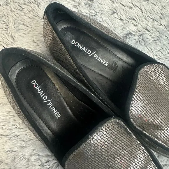 Donald J Pliner Carbon Elen Metallic Silver Leather Slip On Loafers Size 7M Work