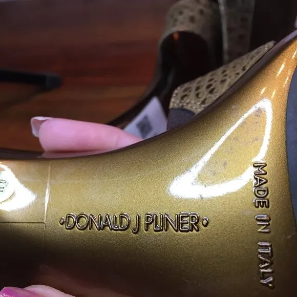 Donald J. Pliner Gold Couture Slide Mule Metallic Gold Sandals NWT