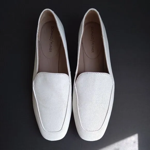 Donald Pliner 'Honey' White Leather Honeycomb Textured Loafers Sz 8M