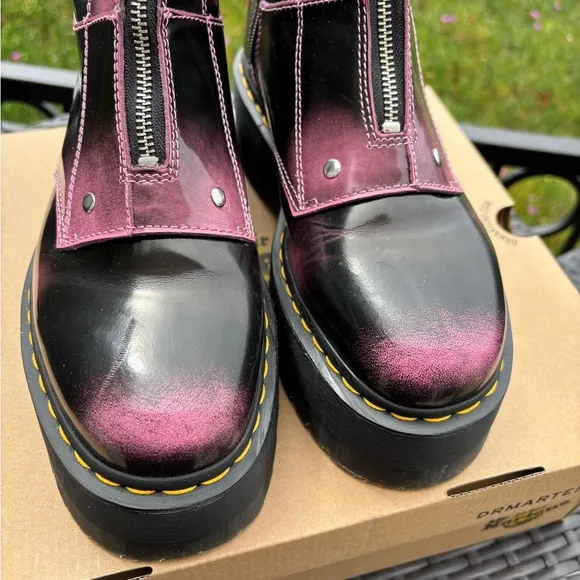 Dr. Marten Jetta Hi Max Distressed Pink Leather Platform Boot Sz 10 Like New!