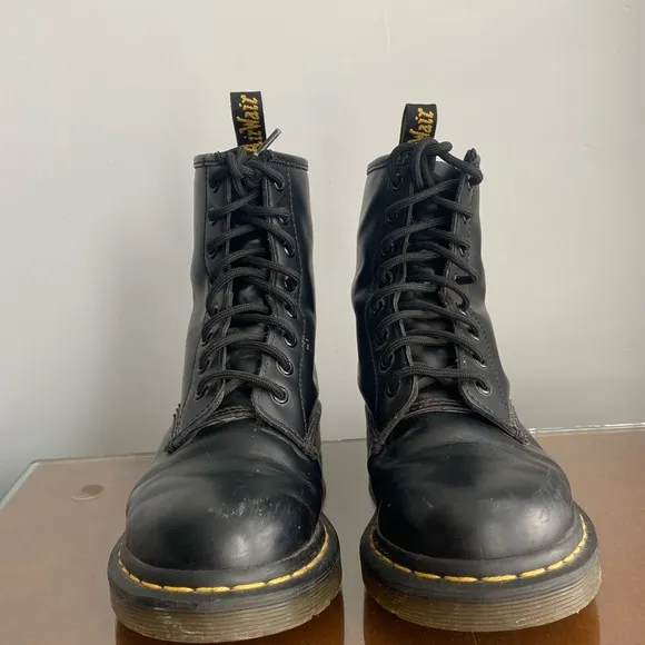 Dr. Martens 1460 Black Leather Lace Up Boots Combat Grunge Goth Vintage Style