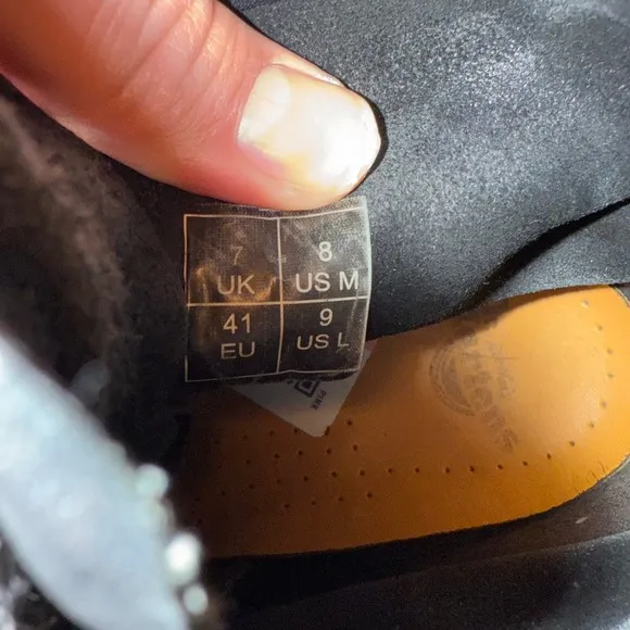 Dr. Martens 1460 Leather Ankle Boots Classic Combat Style Black US 8