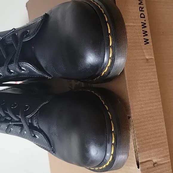 Dr Martens 1460 Nappa lace up boot