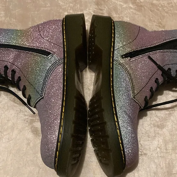 Dr. Martens 1460 rainbow glitter