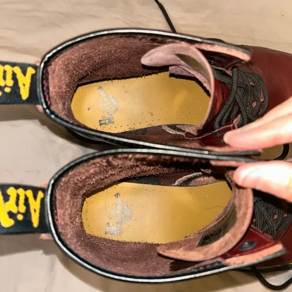 Dr. Martens 1460 Smooth Leather Lace Up Boots size 11M