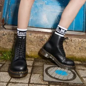Dr. Martens 1460 SMOOTH LEATHER LACE UP BOOTS