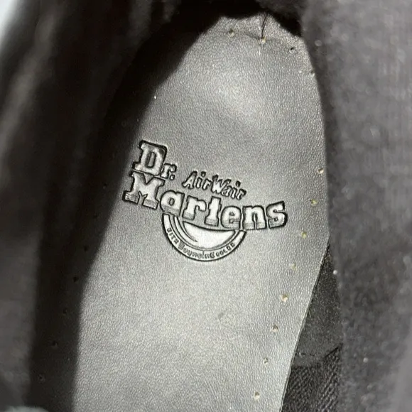 DR. MARTENS 1460 Stud Wanama Leather Lace Up Boots