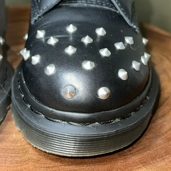 DR. MARTENS 1460 Stud Wanama Leather Lace Up Boots