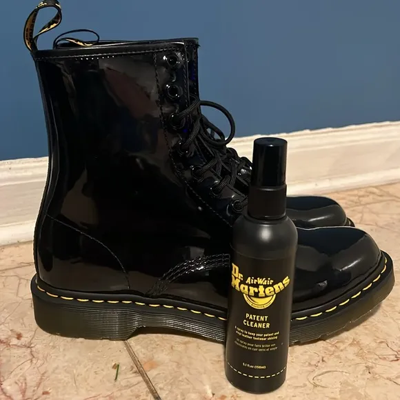 Dr. Martens 1460 Women's Patent Leather Lace Up Boots &amp; patent cleaner