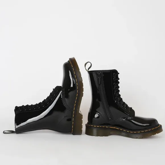 Dr. Martens 1460 Women's Patent Leather Lace Up Boots &amp; patent cleaner