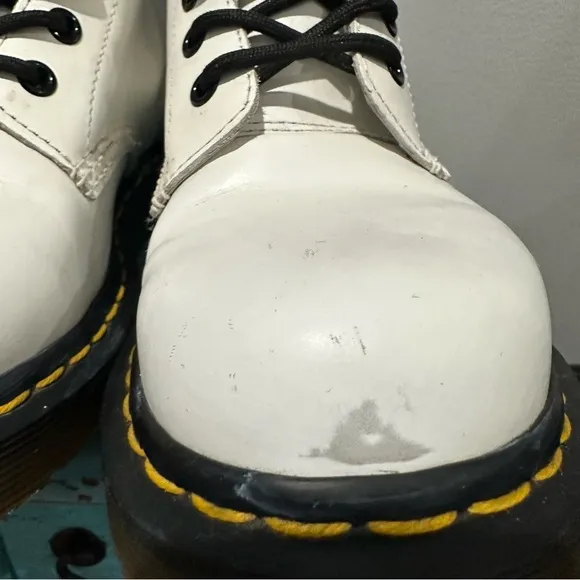 Dr Martens AW004 1460 White Smooth Leather Lace Up Boots Size 7