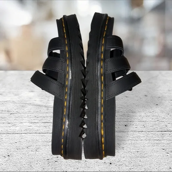 Dr. Martens Black Blaire Slide flwr Sandals size 9L
