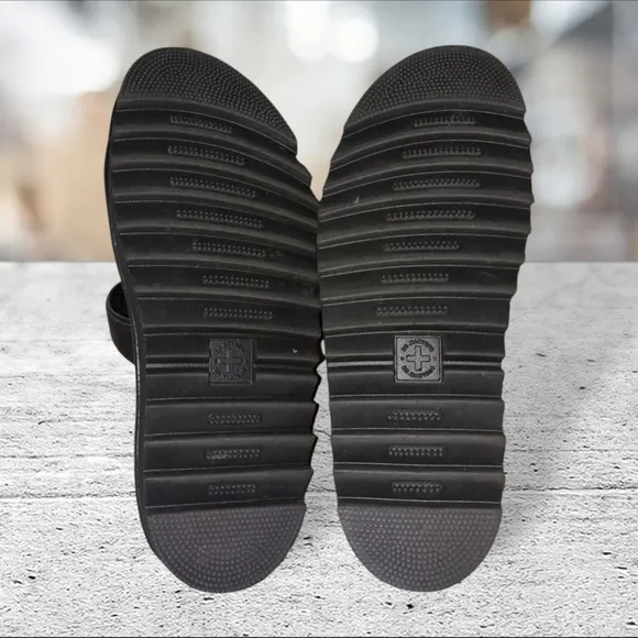 Dr. Martens Black Blaire Slide flwr Sandals size 9L
