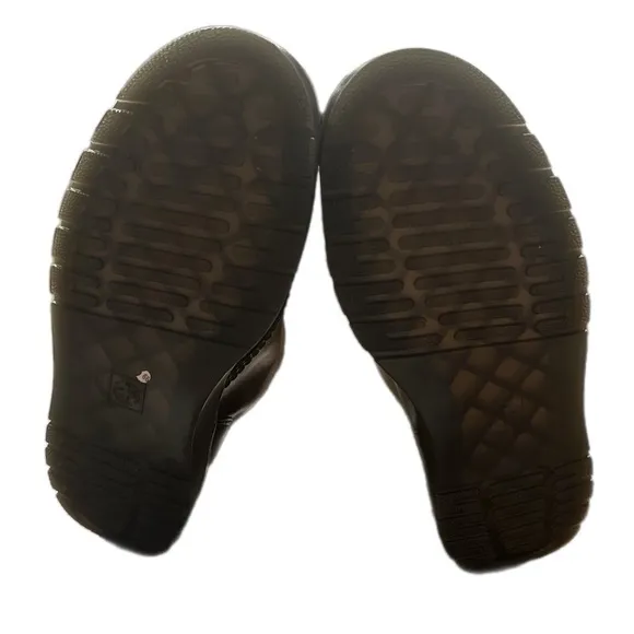 Dr Marten’s Black Lace-Up Boots- Men or Wonen