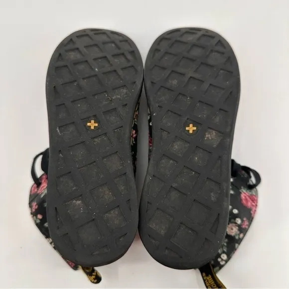 Dr. Martens Floral Hackney Lace Up Boots Size 6