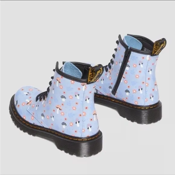 Dr Martens junior 1460 patent woodland lace up boots