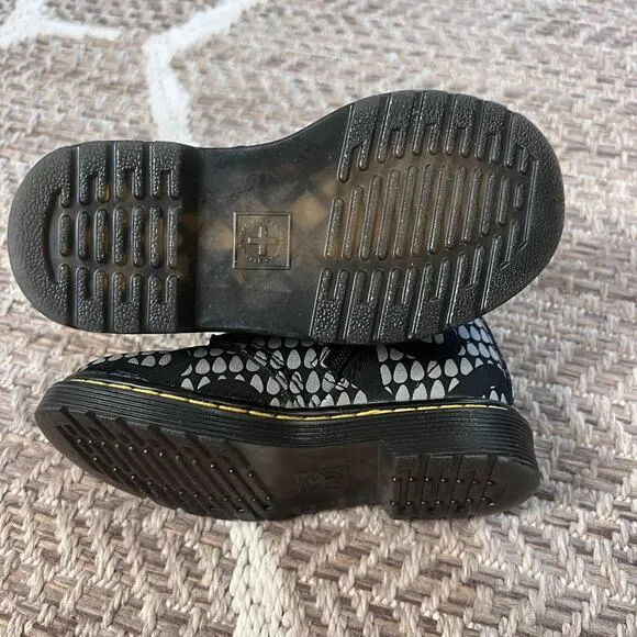 Dr. Martens Lace Up Boots Toddle Sz 8