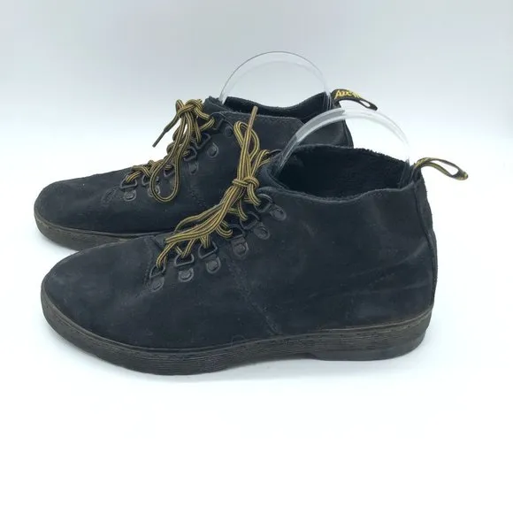 Dr. Martens Lahava Chukka Boots Suede Leather Lace Up Black Womens 8