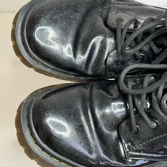 Dr. Martens Luana Lace Up Boots Womens 7 Black Patent Leather Sparkles Glitter