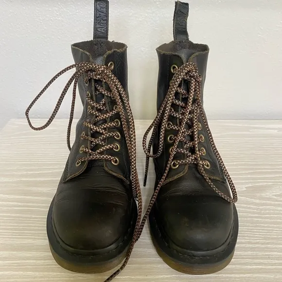 Dr. Martens Pascal 1460 Combat Black Lace Up Boots Size 6