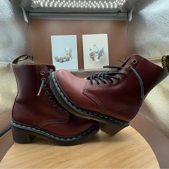 Dr. Martens Women’s Clemency Lace-Up Boots Brown Sz 5