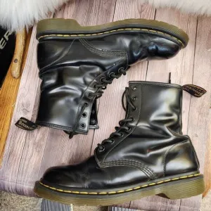 Dr. Martens women's black patent leather moto lace-up boots Sz 10