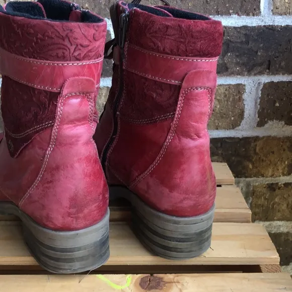 Dromedaris Kara Print Burgundy Leather Lace Up Boots