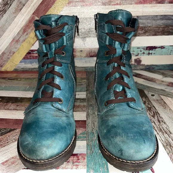 Dromedaris Kara Suede Teal Lace-Up Boots EUC Inside Zipper Leather Boho 8-8.5