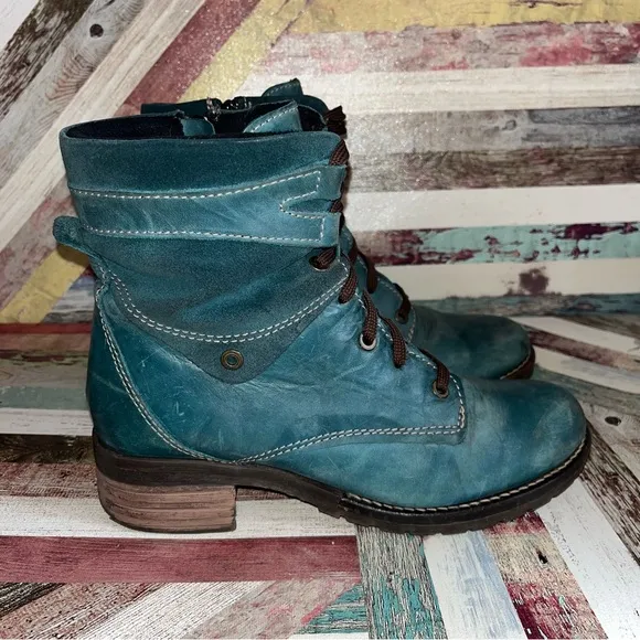Dromedaris Kara Suede Teal Lace-Up Boots EUC Inside Zipper Leather Boho 8-8.5