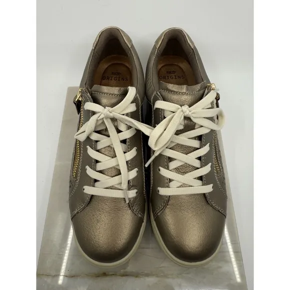 Earth Origins Womens Etta Platinum Metallic Leather Zip Shoes Size 7.5W Comfort