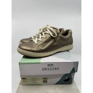 Earth Origins Womens Etta Platinum Metallic Leather Zip Shoes Size 7.5W Comfort
