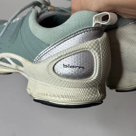 ECCO Biom C Low Women's Leather Outdoor Sneakers